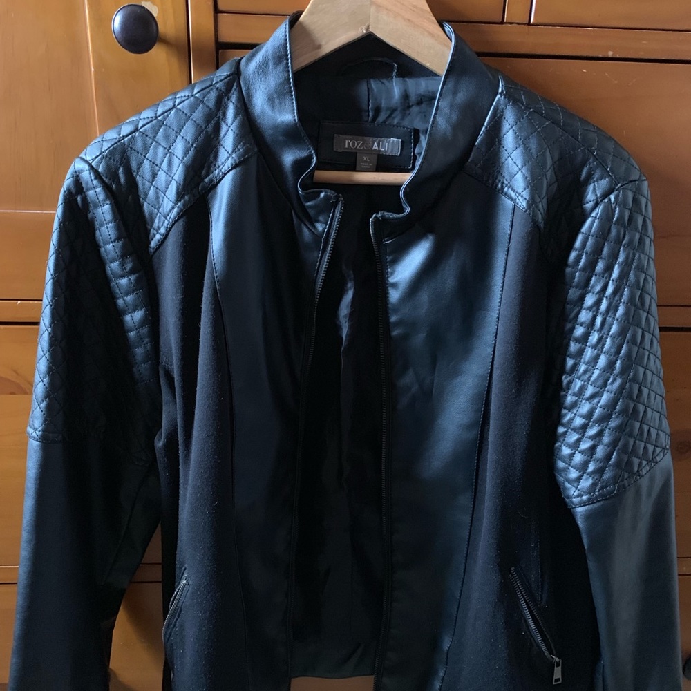 Roz&Ali Leather Jacket